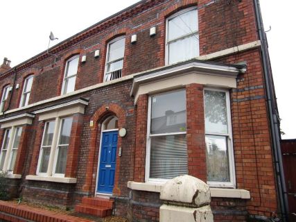 Property for auction in Merseyside)