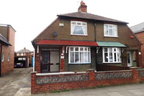 Property for auction in County Durham)