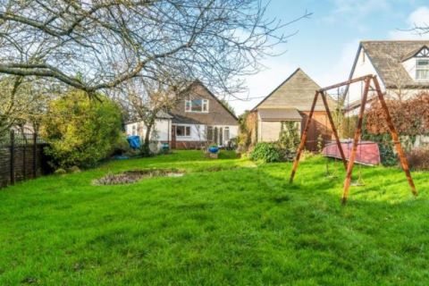 Property for auction in Devon)