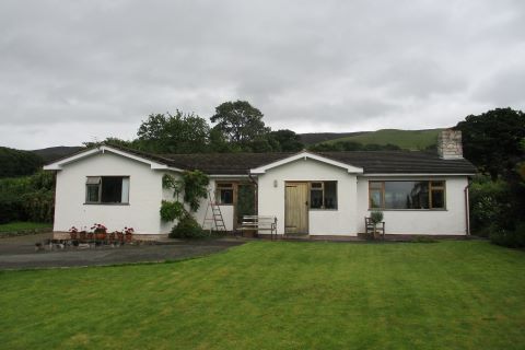 Property for auction in Clwyd)