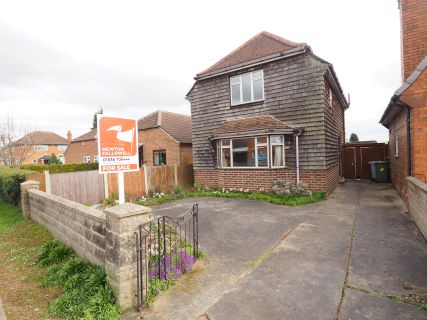 Property for auction in Nottinghamshire)