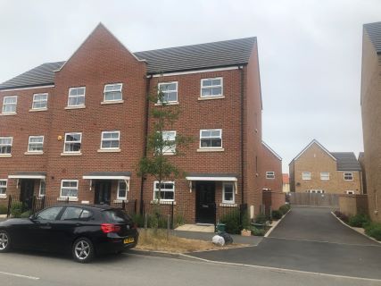 Property for auction in Essex)