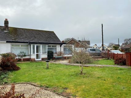 Property for auction in Hampshire)