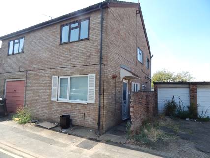 Property for auction in Cambridgeshire)