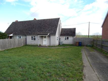 Property for auction in Cambridgeshire)