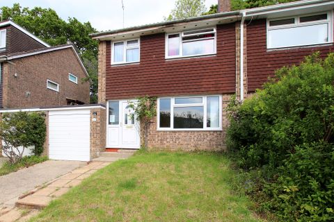 Property for auction in Hampshire)