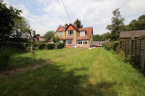 Property for auction in Wiltshire)