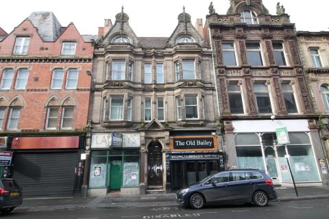 Property for auction in West Midlands)