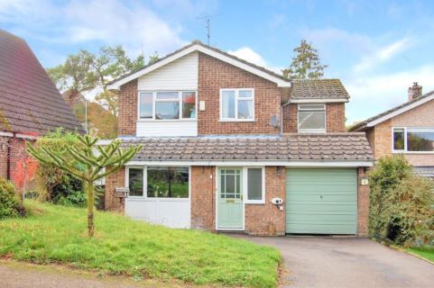 Property for auction in Northamptonshire)