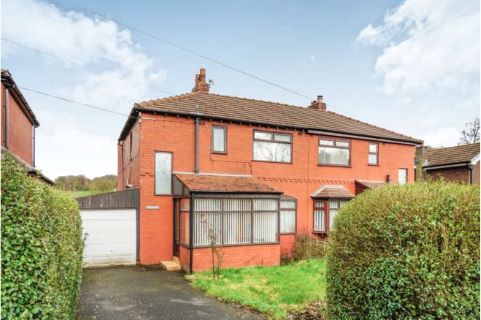 Property for auction in Lancashire)