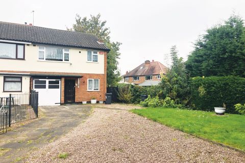 Property for auction in West Midlands)
