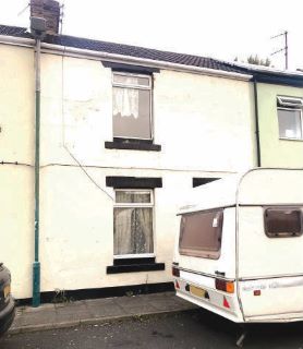 Property for auction in County Durham)