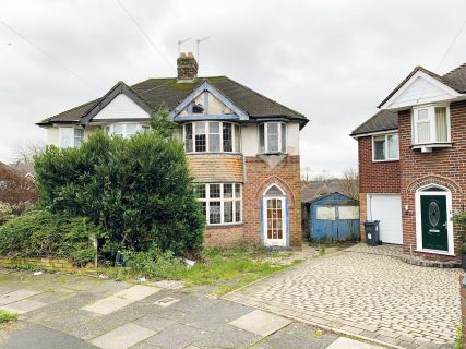 Property for auction in West Midlands)