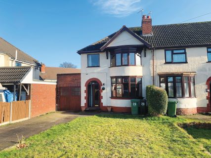 Property for auction in West Midlands)