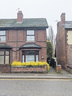 Property for auction in West Midlands)