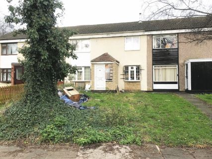 Property for auction in West Midlands)