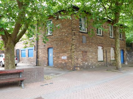 Property for auction in Derbyshire)