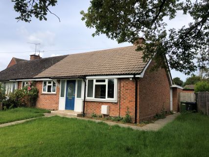 Property for auction in Warwickshire)
