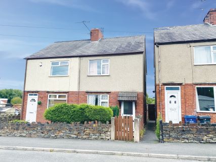 Property for auction in Derbyshire)
