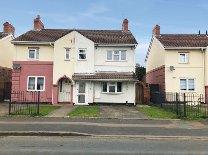 Property for auction in West Midlands)