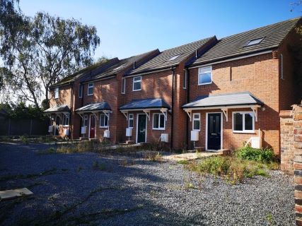Property for auction in Derbyshire)