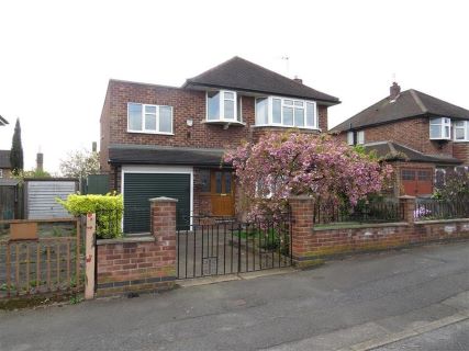 Property for auction in Derbyshire)