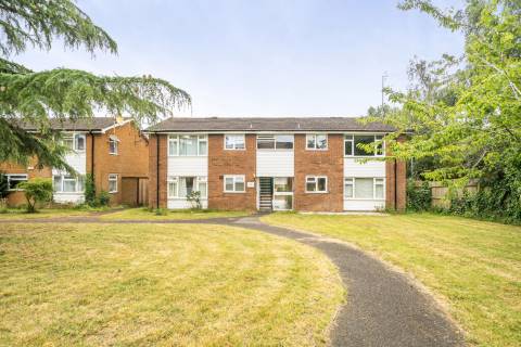 Property for auction in Warwickshire