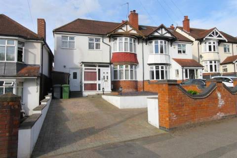 Property for auction in Worcestershire