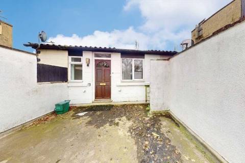 Property for auction in Essex