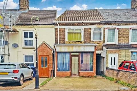 Property for auction in Norfolk