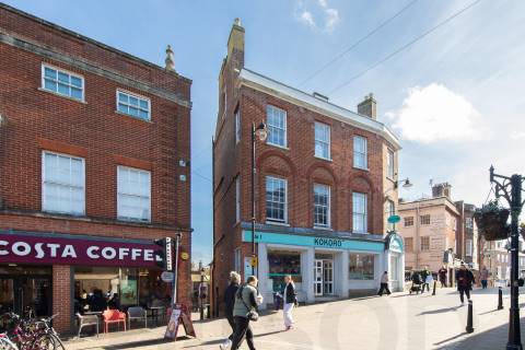 Property for auction in Berkshire