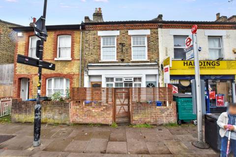 Property for auction in London