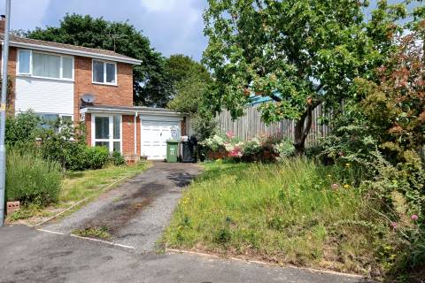 Property for auction in Worcestershire