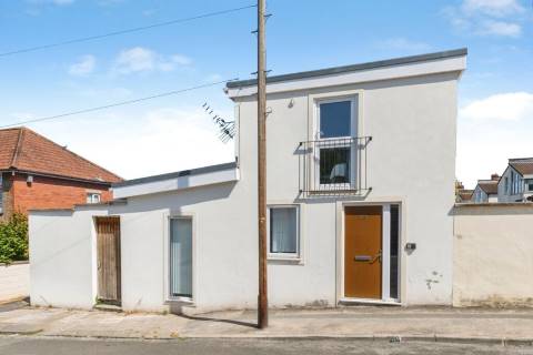 Property for auction in Avon
