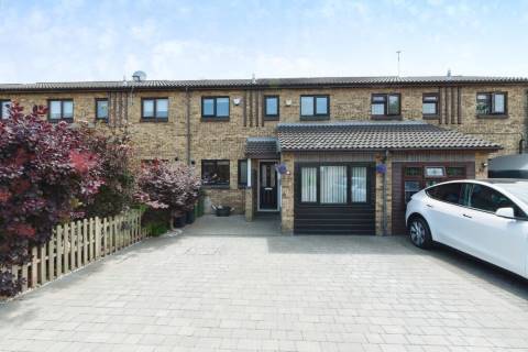 Property for auction in Essex