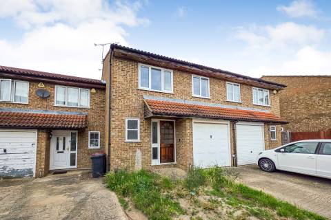 Property for auction in Berkshire