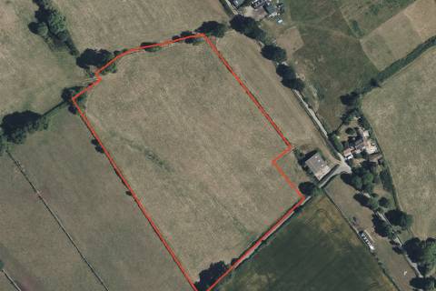 Property for auction in Avon