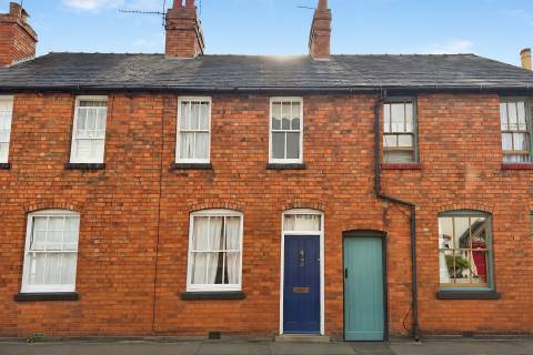 Property for auction in Warwickshire