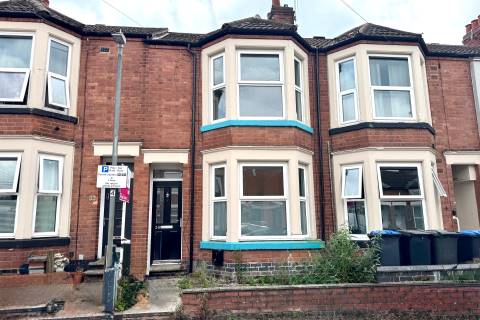 Property for auction in Warwickshire