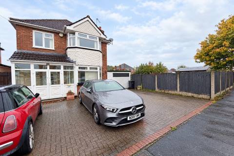 Property for auction in West Midlands