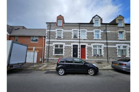 Property for auction in South Glamorgan