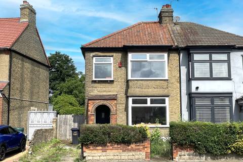Property for auction in Essex