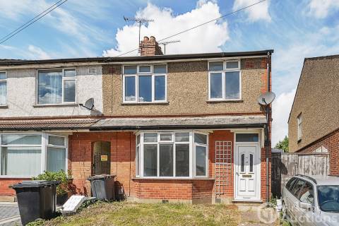 Property for auction in Bedfordshire