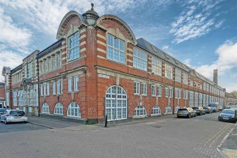 Property for auction in Leicestershire