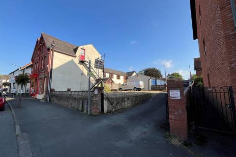 Property for auction in Herefordshire