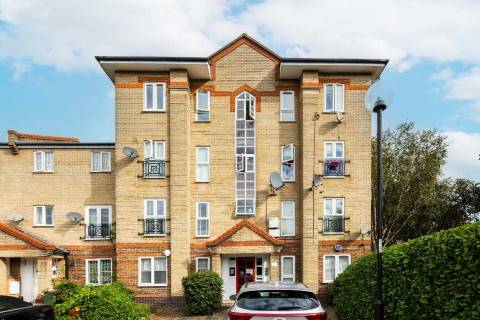 Property for auction in London