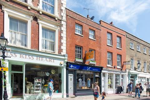 Property for auction in Kent