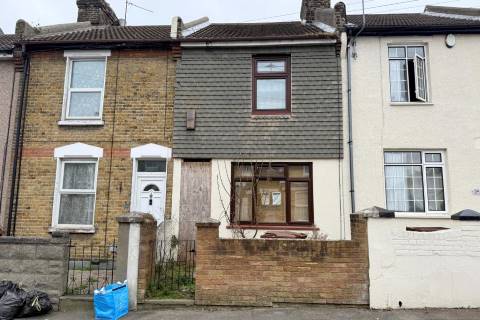 Property for auction in Kent