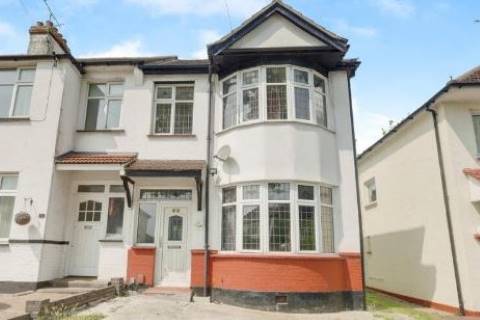 Property for auction in Essex