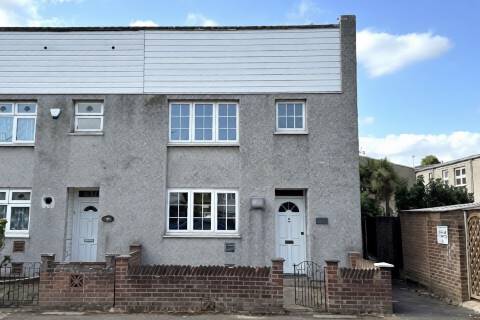Property for auction in Essex